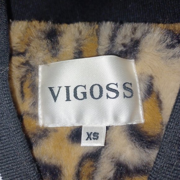 VIGOSS LEOPARD PRINT FAUX FUR BOMBER JACKET - Picture 9 of 11